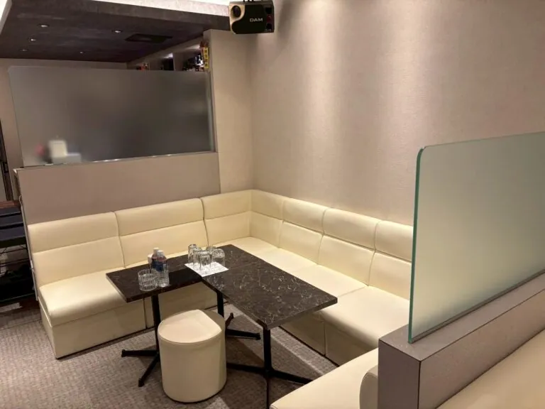 オウルの店内