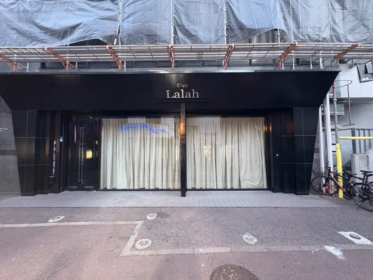 ララァの店内