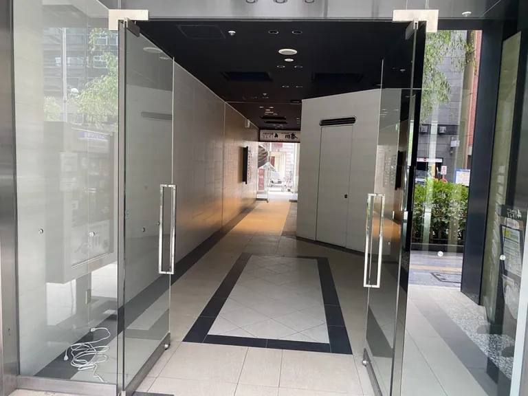 ラヴィエの店内