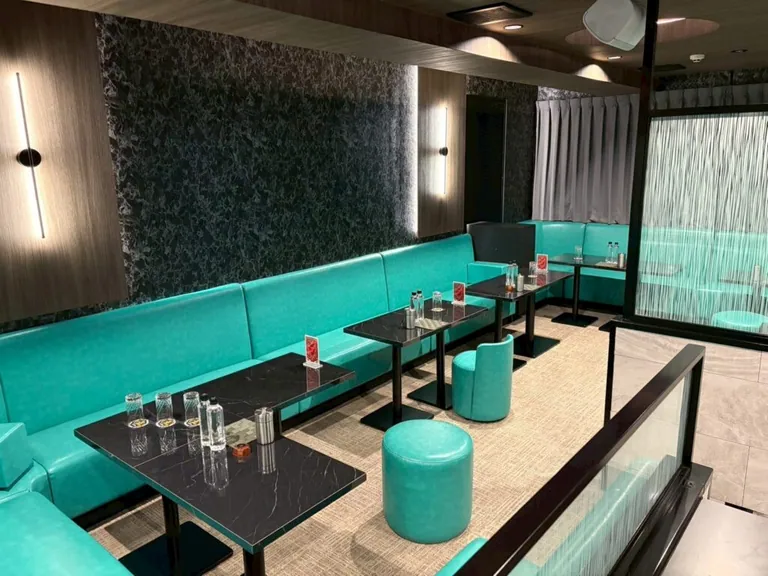 サロンの店内