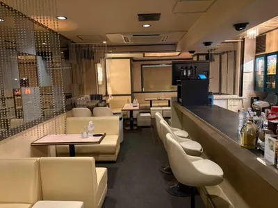 ステージの店内