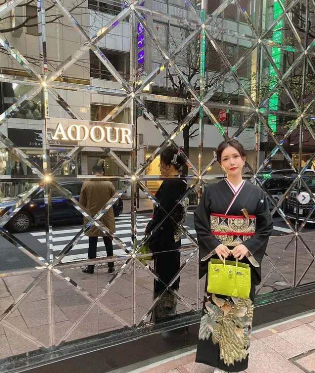 アムールの店内