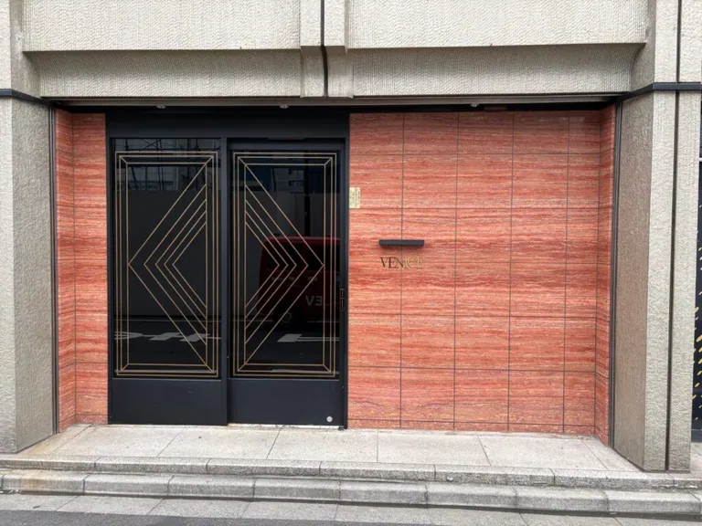 ヴェニスの店内