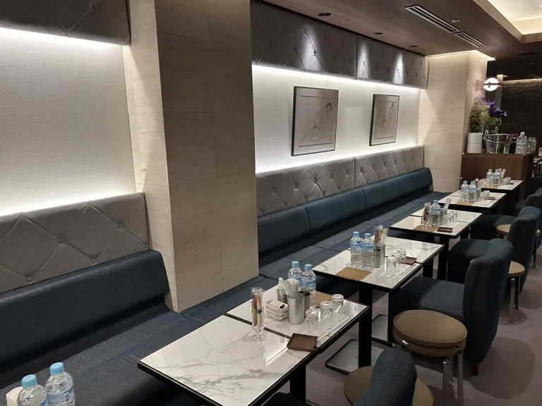 サードフロアーの店内