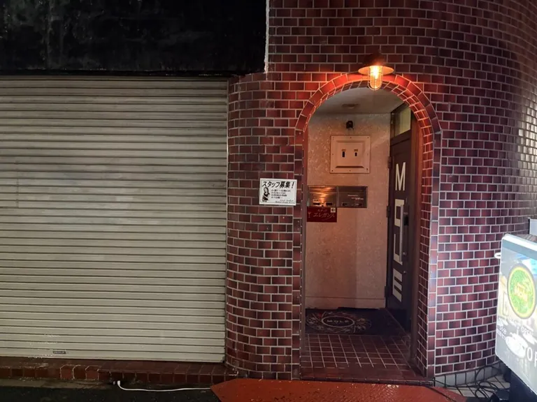 八幡宿 モール (Girl’s Bar MOLE)の店内