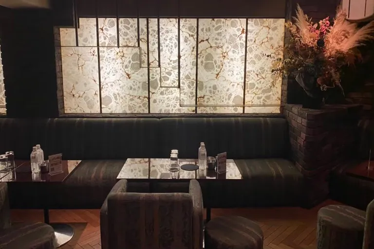 美人茶屋 新宿 （ビジンチャヤ シンジュク）の店内