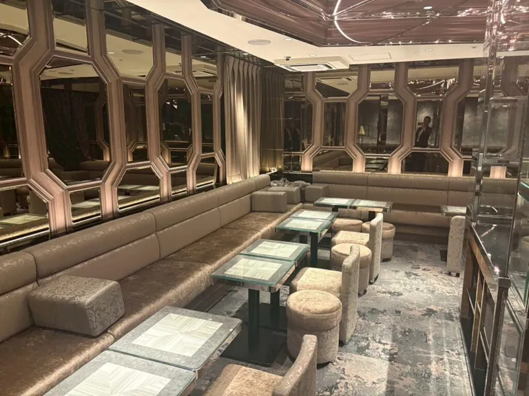 キリンの店内
