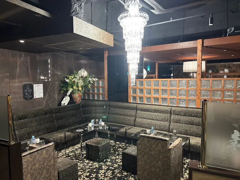 新世界 （シンセカイ）の店内