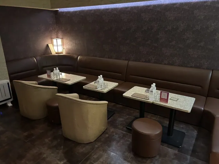 ハマーの店内