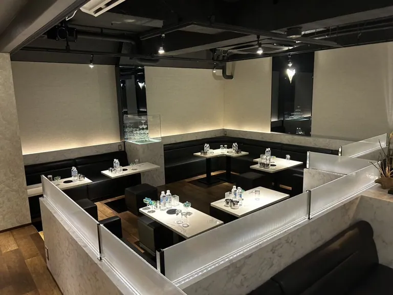 グランデの店内