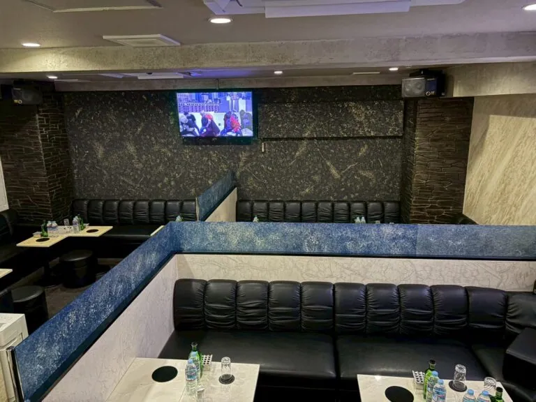プレジデントの店内