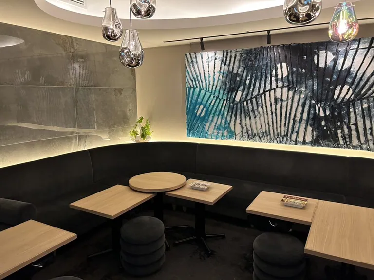 オリーブの店内