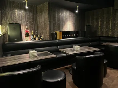 ダックスクイーンの店内