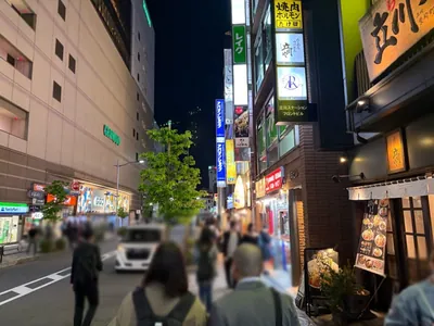 シックスエイトへの道順 4／9：直進します。