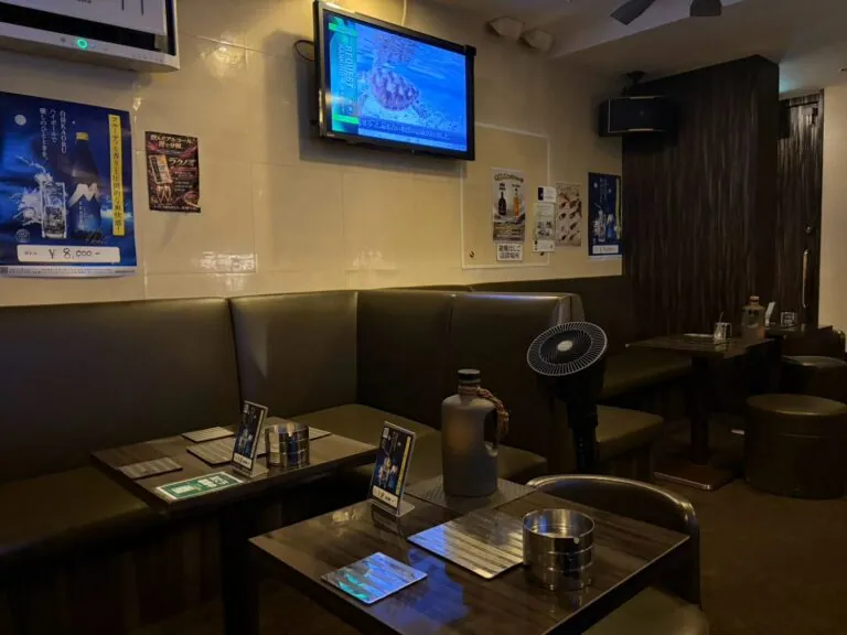 カラットの店内