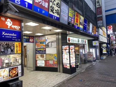 ヴェルージュへの道順 5／5：「京成船橋駅」の手前の左手が船橋ヴェルージュです。