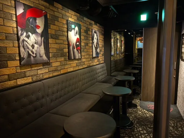 アニューの店内