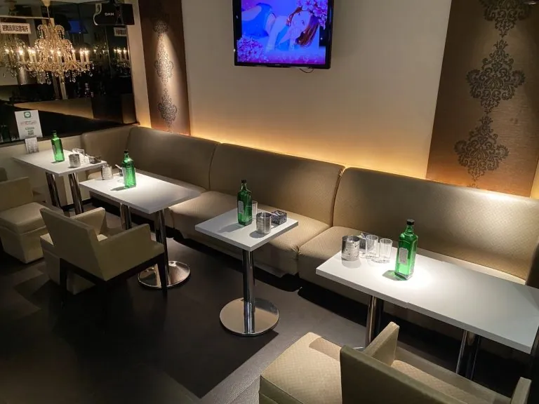 蒼ソウ2 （昼）の店内