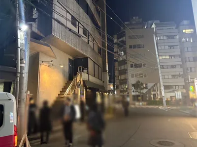 ペガサスへの道順 11／11：大通りに出る手前の左手に恵比寿ペガサスの入る「センチュリーホーム恵比寿」があります。