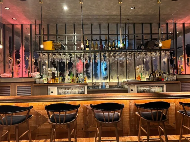 レオンの店内