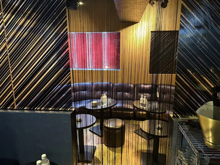 ハマーの店内