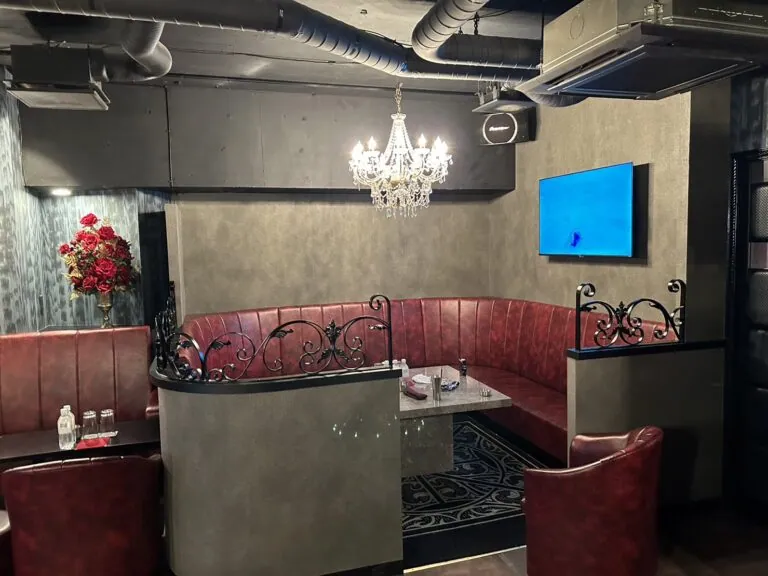 ディザイアの店内