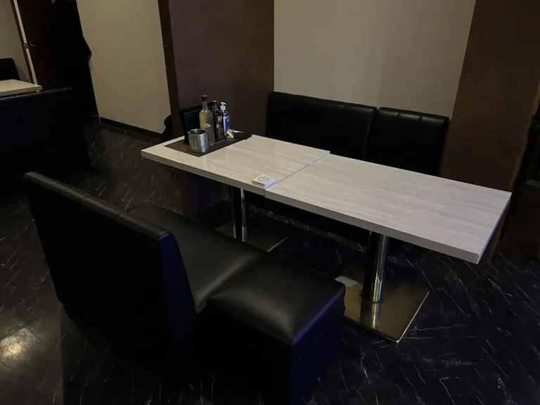 フライの店内