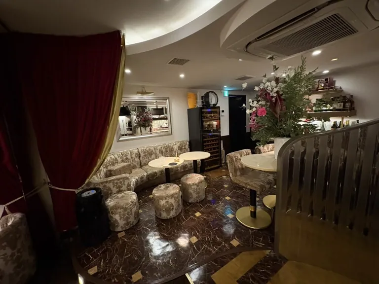 エスの店内