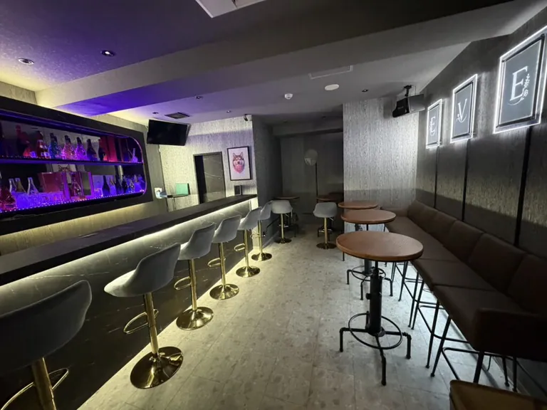 イヴの店内