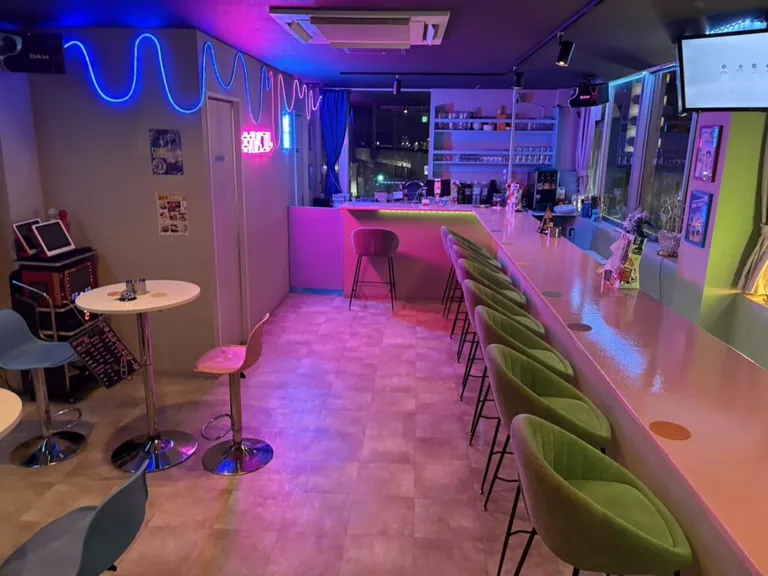 ガールズコレクションの店内