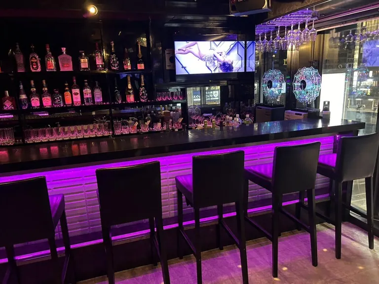 ジュリアの店内