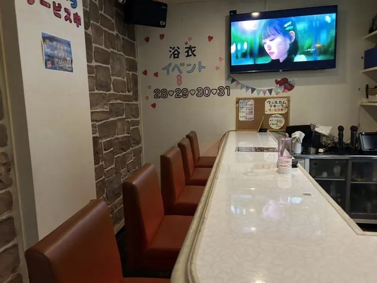 エムズ （Girl’s Bar M’s）の店内