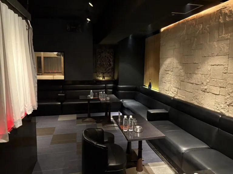 ナインの店内