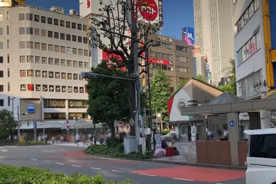 38℃(イケブクロラウンジサンジュウハチド)への道順 3／7：左側の交差点に向かいます！