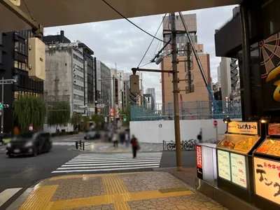 藤瀬 （フジセ）への道順 4／11：二つ目の横断歩道を渡ります。
