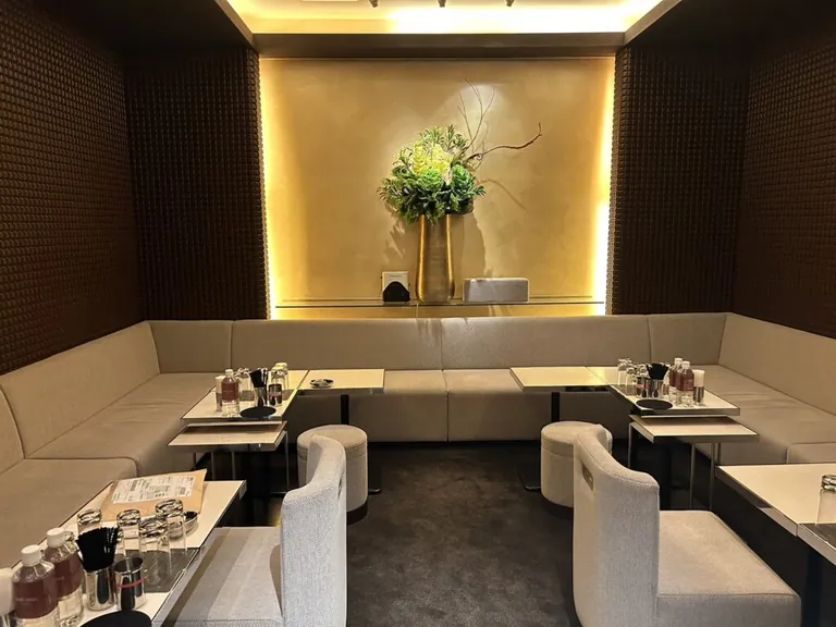 ウエダの店内