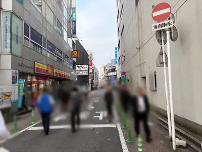 イーストブルーへの道順 7／10：直進します。