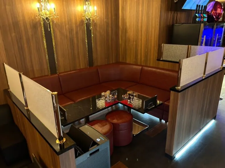 サロンドクラブの店内