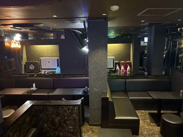 シロの店内
