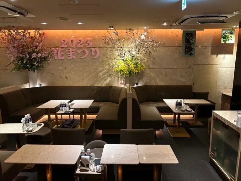 バカラの店内