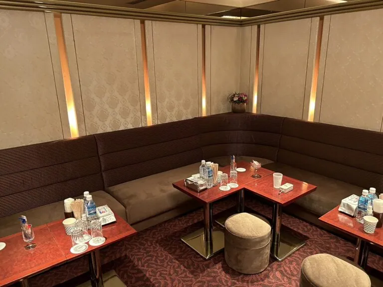 エルプリンセスの店内