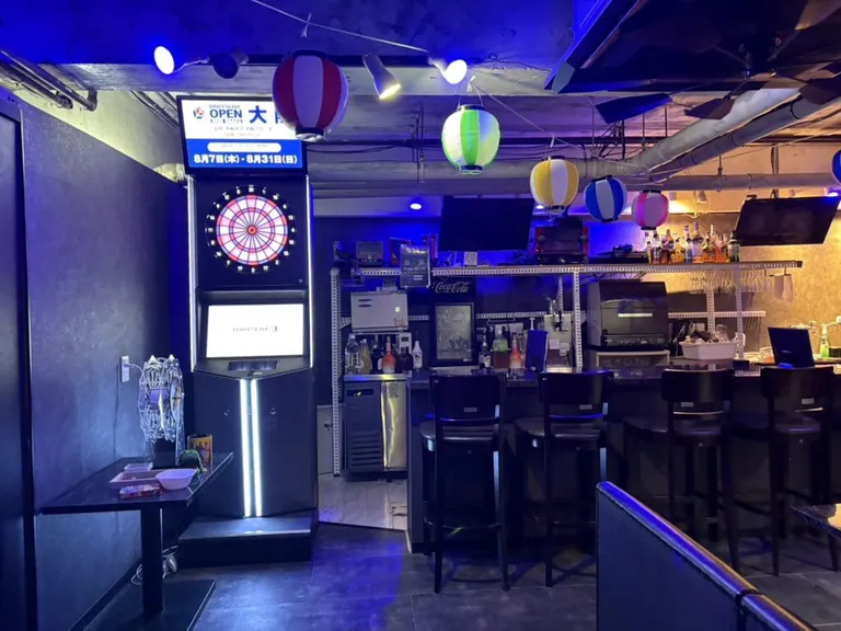 新宿三丁目 アステールの店内