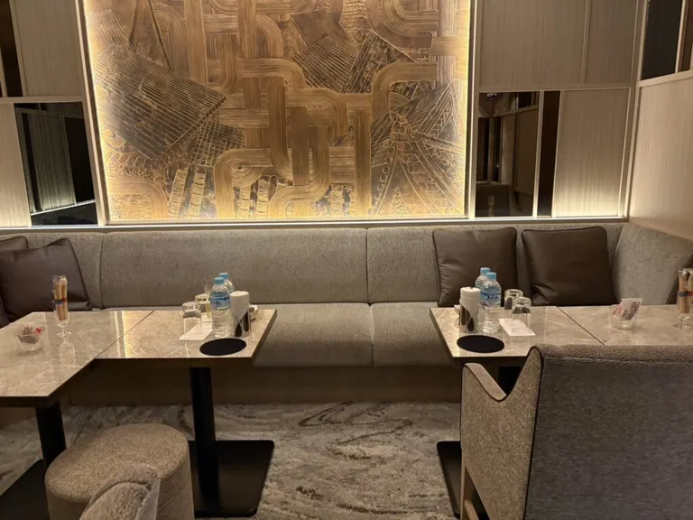 ルリアンの店内