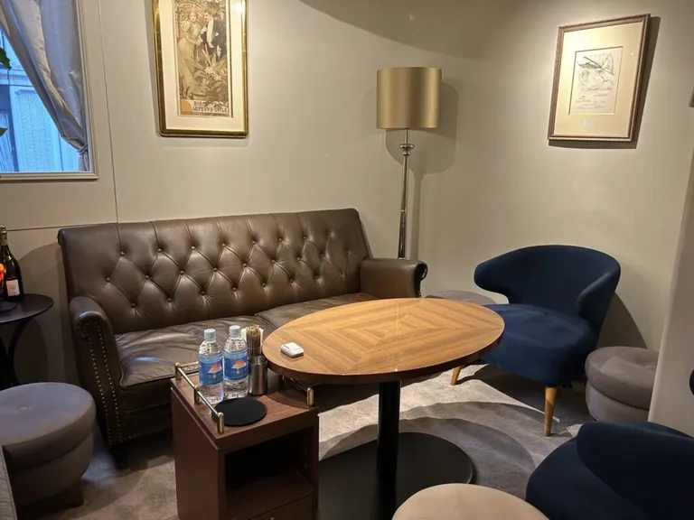 モネ （MoNe＋）の店内