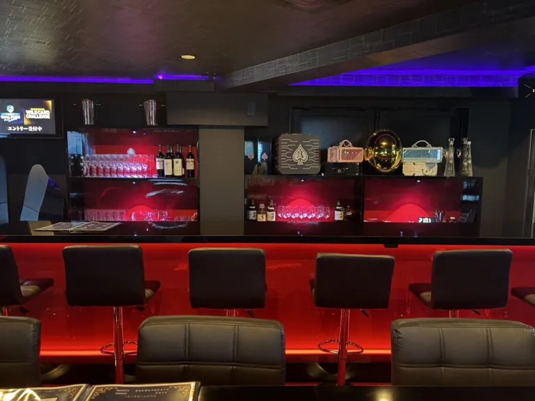 バズール （Girl’s bar lounge BZUL）の店内