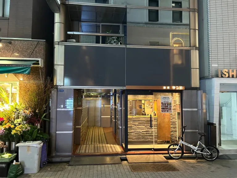 ジャロの店内