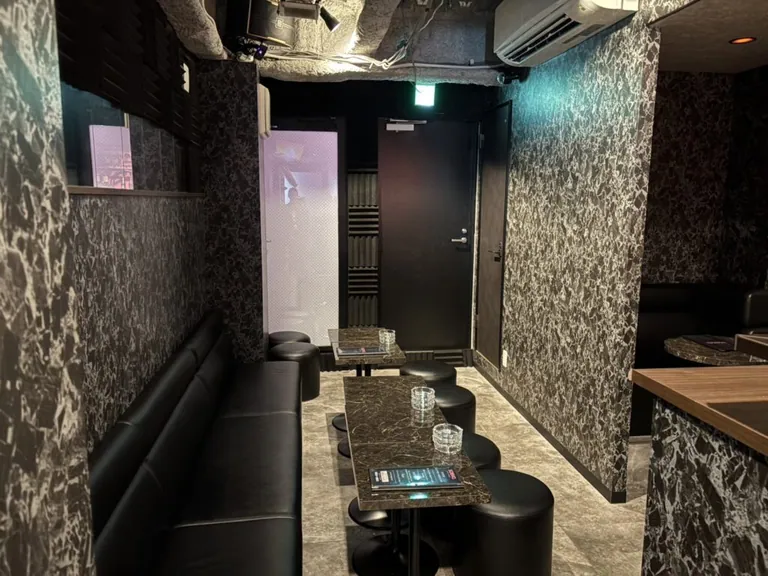 レゼル (Girl’s Bar Rezel)の店内