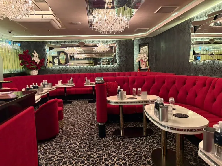 レイの店内