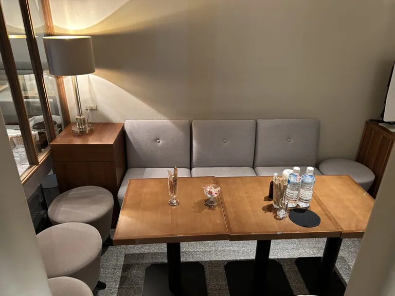 ルアーナの店内