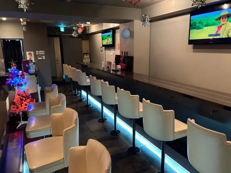 シュラーナ （shula’na）の店内